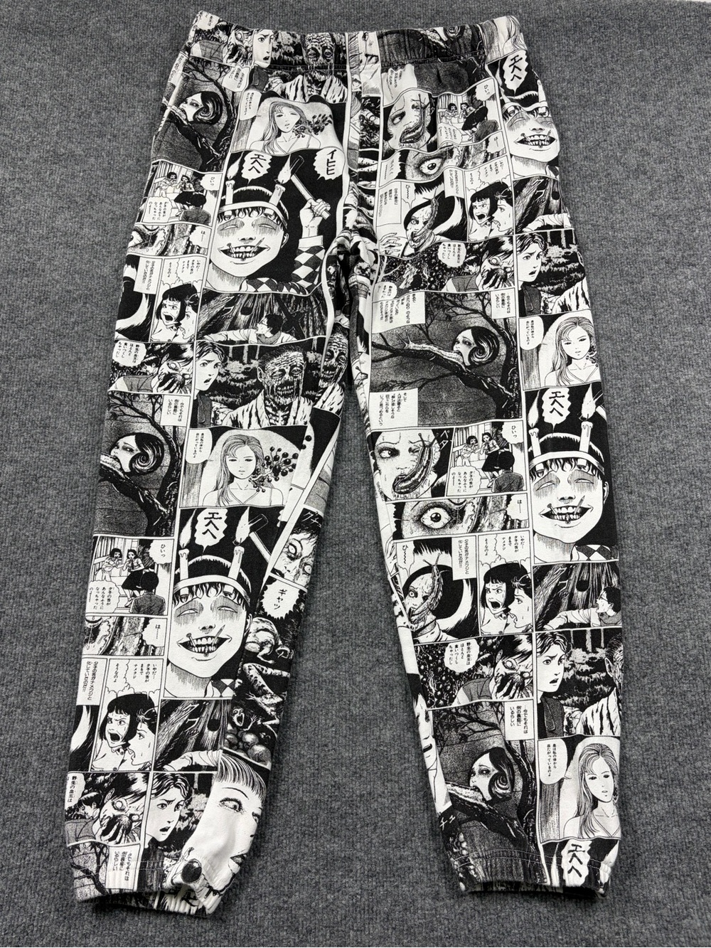 Junji Ito Collection Horror All Over Print White Joggers Sweats Large Manga